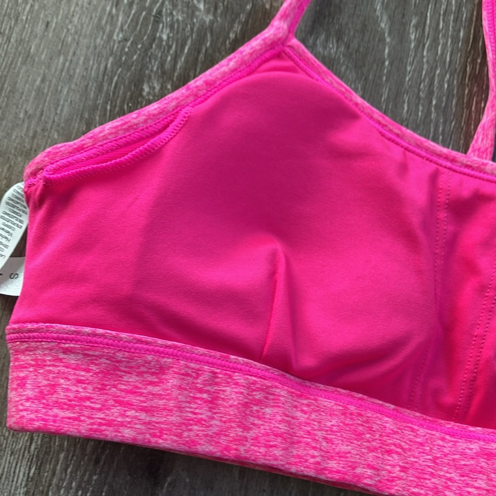 ALO Yoga AloSoft Gratitude Bra - Picture 7 of 14